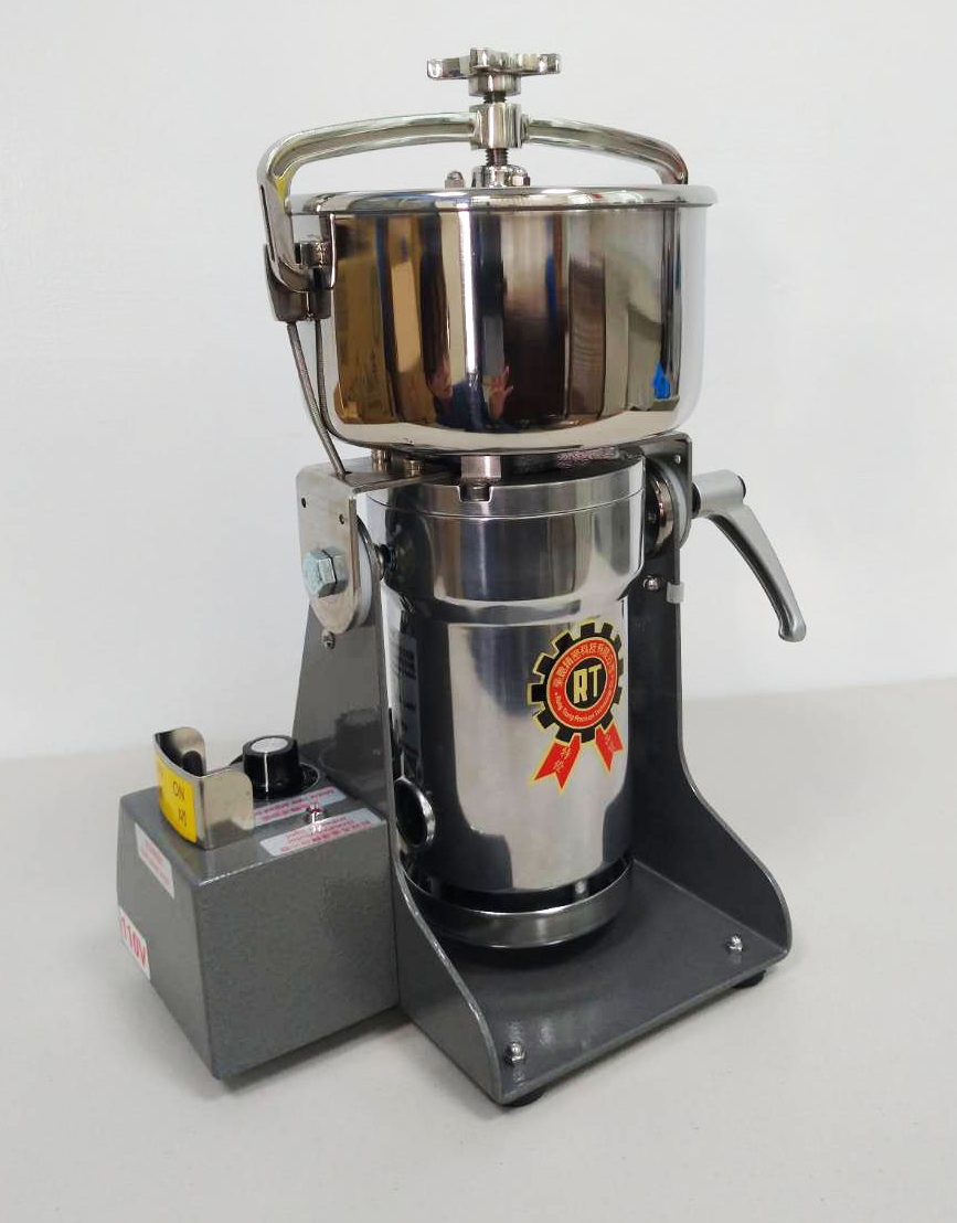 新型12兩裝安全開關(guān)型可變轉(zhuǎn)速高速粉碎機(jī)RT-N12SFSC